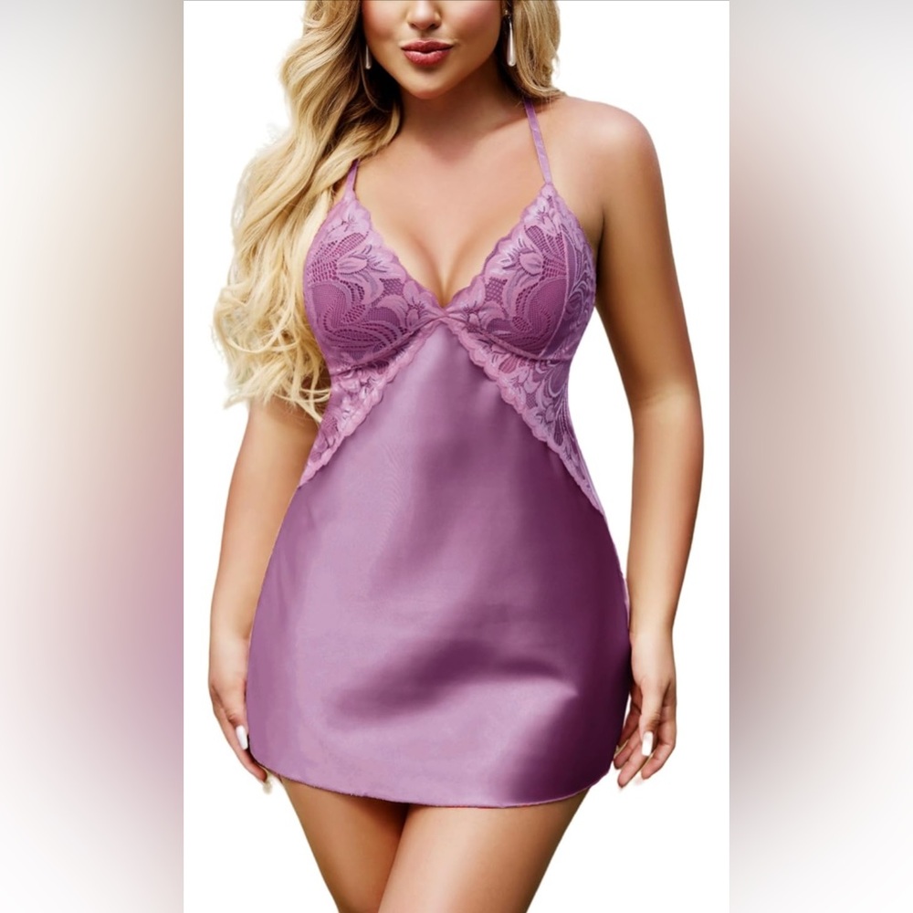Elegant Lace Trim Purple Nightgown